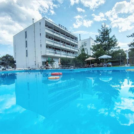 Siagas Beach Hotel Agioi Theodoroi Eksteriør bilde