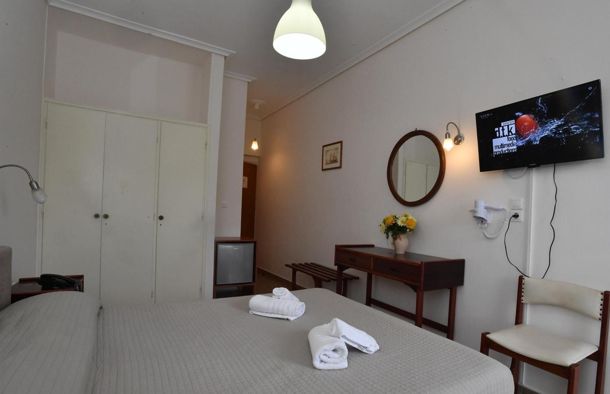 Siagas Beach Hotel Agioi Theodoroi Eksteriør bilde
