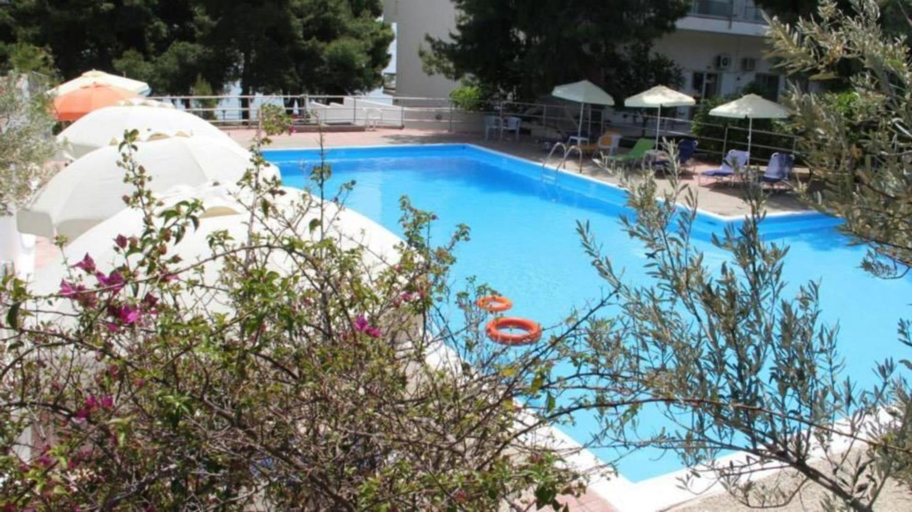 Siagas Beach Hotel Agioi Theodoroi Eksteriør bilde